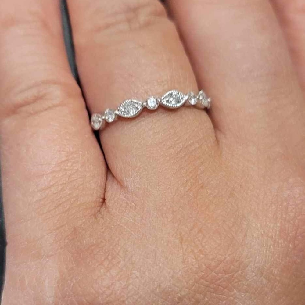 Vintage Miligrain Diamond Band in 14k Solid White Gold